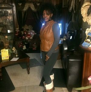 Meet your Posher, Kimberly